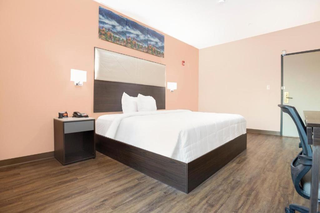 Royal Inn & Suites Adairsville 外观 照片